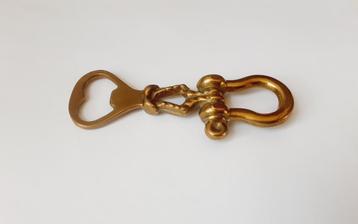 vintage messing flesopener beschikbaar voor biedingen