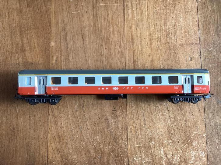 Lima H0 SBB-CFF 1e klas rijtuig, nette staat, Hobby en Vrije tijd, Modeltreinen | H0, Zo goed als nieuw, Wagon, Lima, Analoog