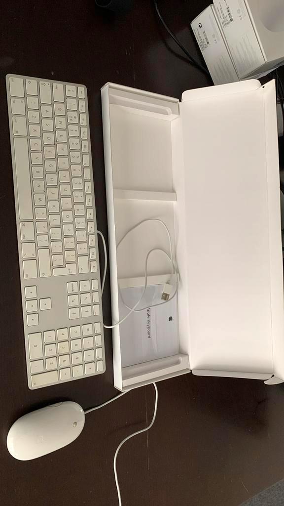 Apple MB110, Computers en Software, Toetsenborden, Gebruikt, Qwerty, Bedraad, Toetsenbord en muis-set, Ophalen of Verzenden