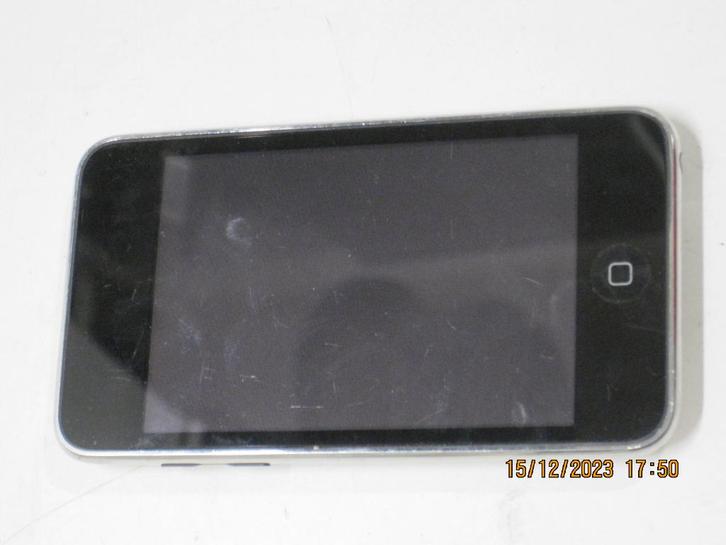 ipod 8 gb weet niet of hij werkt geen kabels (290), Audio, Tv en Foto, Mp3-spelers | Apple iPod, Gebruikt, Classic, 40 GB en meer