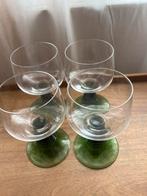 4 Roemer wijnglazen met groene voet, Ophalen of Verzenden, Zo goed als nieuw, Overige typen