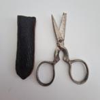 Vintage stalen sigarenknipper/schaar in leder foudraal #154, Ophalen of Verzenden, Gebruikt, Overige typen