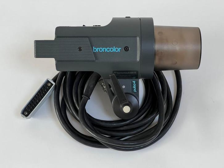 Broncolor Pulso 4 flitskop, Audio, Tv en Foto, Fotografie | Fotostudio en Toebehoren, Zo goed als nieuw, Lamp of Flitsset, Ophalen