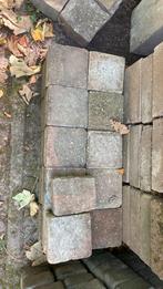 GRATIS: stapeltje terrastegels, Tuin en Terras, Ophalen