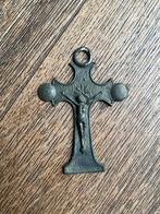 Klein metalen kruisje - verzamelobject, Antiek en Kunst, Ophalen of Verzenden