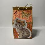 Doosje met poes, Ophalen of Verzenden, Zo goed als nieuw, Overige thema's