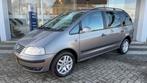Volkswagen Sharan 2.0 Trendline Trekhaak Navi PDC Airco, Auto's, Volkswagen, Stof, Zwart, 4 cilinders, 1553 kg