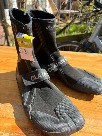 Nieuwe surfschoenen maat 39/40 Olaian Decathlon beschikbaar voor biedingen