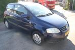 Volkswagen Fox 1.2 Trendline nette auto!, Voorwielaandrijving, Stof, 1198 cc, Origineel Nederlands