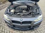 Bmw 335i handbak 2013, Auto diversen, Schadeauto's, Ophalen, Zwart, Benzine