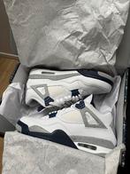 Jordan 4 midnight navy, Wit, Ophalen of Verzenden, Zo goed als nieuw, Nike Air Jordan