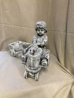 Tuinbeeldjes: Kindje op tractor, koe, egel, etc., Tuin en Terras, Tuinbeelden, Ophalen of Verzenden, Nieuw, Beton, Dierenbeeld