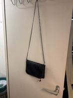 Stella McCartney Zwarte Schoudertas met Ketting, Ophalen of Verzenden, Zo goed als nieuw, Zwart, Schoudertasje