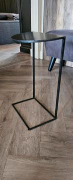 Tafeltje voor bij bank of stoel, Huis en Inrichting, Tafels | Bijzettafels, Ophalen, Minder dan 55 cm, Metaal of Aluminium, Rond