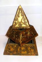 Pyramide 3 delig / Goudkleurige pyramide / decoratief, Ophalen of Verzenden