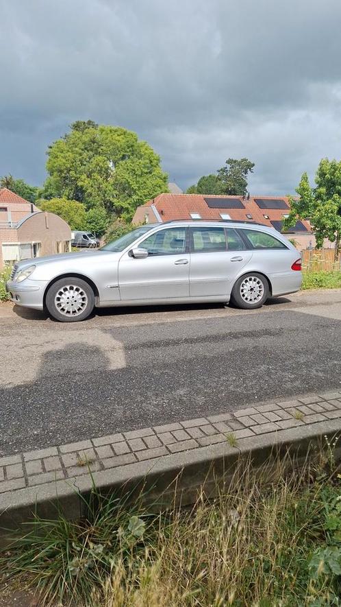 Mercedes-Benz E-Klasse 3.2 CDI E320 Combi AUT 2006 Grijs, Auto's, Mercedes-Benz, Particulier, E-Klasse, Diesel, E, Stationwagon