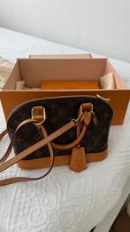 Louis vuitton monogram alma bb, Sieraden, Tassen en Uiterlijk, Tassen | Damestassen, Ophalen, Zo goed als nieuw, Bruin, Handtas