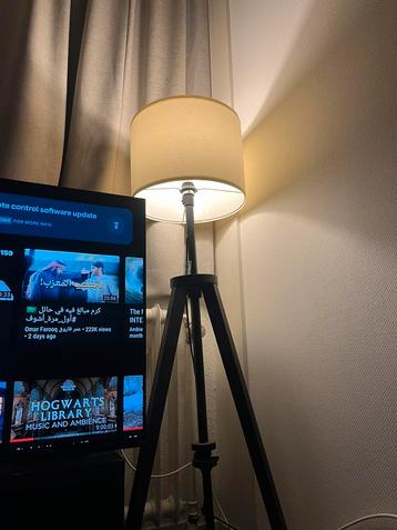 Lamp beschikbaar voor biedingen