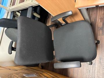 Bureaustoelen - Comfortabel & Functioneel beschikbaar voor biedingen