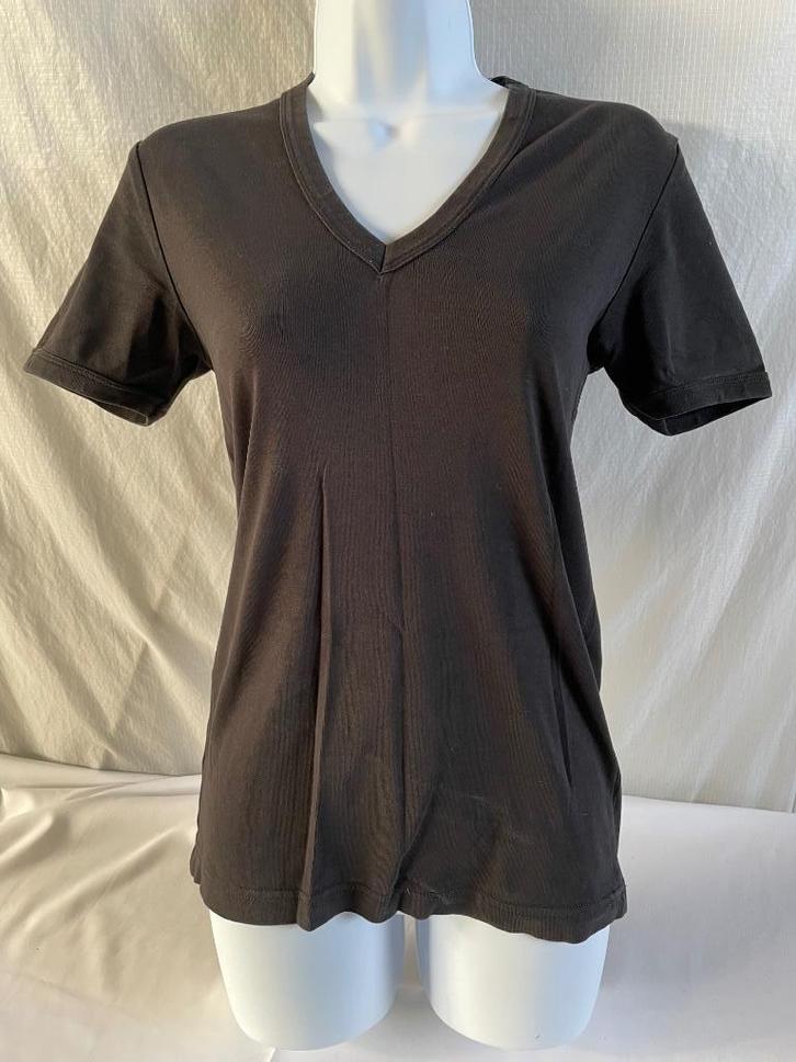 J. C. Rags T-shirt, zwart met v-hals. Maat S, Kleding | Dames, T-shirts, Zo goed als nieuw, Maat 36 (S), Zwart, Korte mouw, Ophalen of Verzenden