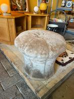 Vintage jaren 60 beige teddy poef, space age, Huis en Inrichting, Ophalen, ?, Zo goed als nieuw, Hout