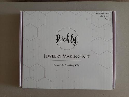 Richly kralen set sweet & smiley - jewelry making kit Nieuw!, Hobby en Vrije tijd, Kralen en Sieraden maken, Nieuw, Kraal, Ophalen of Verzenden