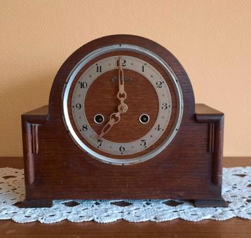 Leuke vintage klok
 beschikbaar voor biedingen