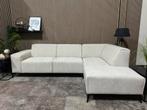 “NIEUW” Prachtige nieuwe hoekbank! 285x190, 250 tot 300 cm, Beige,creme, nieuwstaat, zwarte poten, Hoekbank, Nieuw
