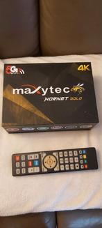 Te koop iptv box, Ophalen of Verzenden, Zo goed als nieuw, Decoder
