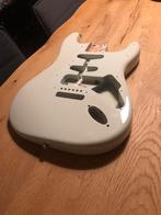 Fender USA stratocaster body faded Sonic Blue light relic., Muziek en Instrumenten, Elektrische gitaar, Gebruikt, Ophalen of Verzenden