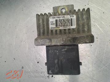 Voorgloei Relais van een Dacia Dokker beschikbaar voor biedingen