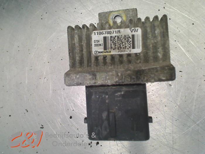 Voorgloei Relais van een Dacia Dokker, Auto-onderdelen, Elektronica en Kabels, Dacia, Gebruikt, 3 maanden garantie, Ophalen of Verzenden