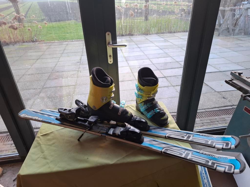 Ski's en skischoenen voor kinderen - maat 273 mm, Sport en Fitness, Skiën en Langlaufen, Overige merken, Gebruikt, Ophalen of Verzenden