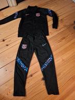 NIKE TRAININGSPAK MT 146, Kinderen en Baby's, Ophalen of Verzenden, Zo goed als nieuw, Jongen of Meisje, Sport- of Zwemkleding