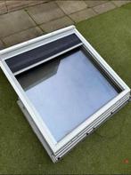 VELUX DAKRAAM GGU SK06 114x118 inclusief Rolgordijn, Doe-het-zelf en Verbouw, Glas en Ramen, Ophalen, Zo goed als nieuw, 80 tot 120 cm