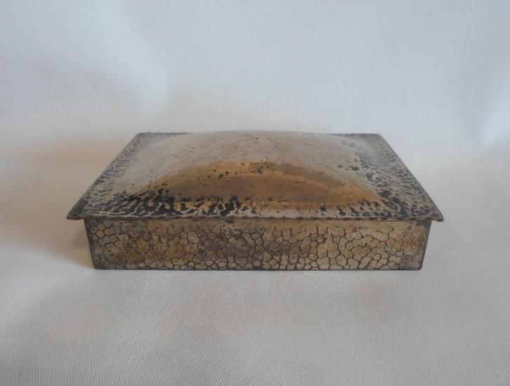 Sigaren Doos Verzilverd Art Deco Gehamerd, Antiek en Kunst, Antiek | Goud en Zilver, Ophalen of Verzenden