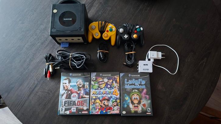 Nintendo GameCube set - Alles ook los te Koop!, Spelcomputers en Games, Spelcomputers | Nintendo GameCube, Gebruikt, Zwart, Met 2 controllers