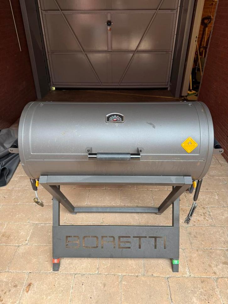 Houtskool BBQ - Boretti Barillo 2.0, Tuin en Terras, Houtskoolbarbecues, Zo goed als nieuw, Ophalen