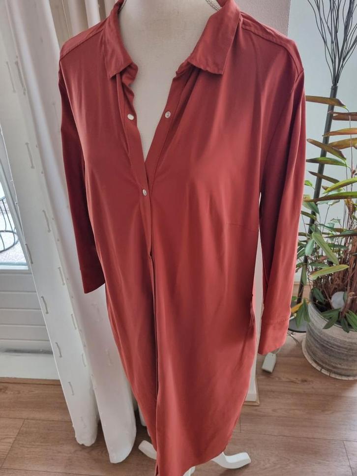 Anna Jurk Maat 44 - Terrakleur, Kleding | Dames, Jurken, Zo goed als nieuw, Maat 42/44 (L), Bruin, Knielengte, Ophalen of Verzenden