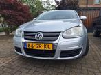 Volkswagen Jetta 1.6 75KW AUTOMAAT! Lage Km! 2006 Grijs, Stof, 1282 kg, 4 cilinders, 690 kg