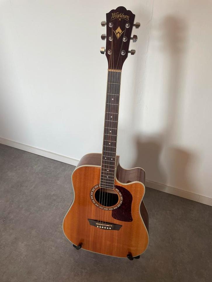 Washburn HD10SCE Akoestische Westerngitaar, Muziek en Instrumenten, Snaarinstrumenten | Gitaren | Akoestisch, Gebruikt, Western- of Steelstringgitaar