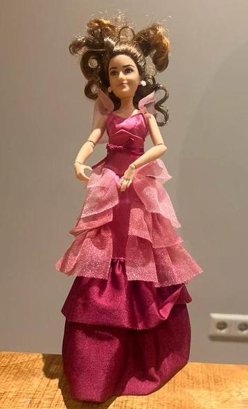 Hermelien Griffel Pop in Baljurk beschikbaar voor biedingen