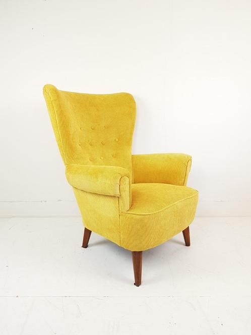 Vintage Artifort Theo Ruth fauteuil geel nieuw gestoffeerd, Huis en Inrichting, Fauteuils, Zo goed als nieuw, Hout, Stof, 75 tot 100 cm