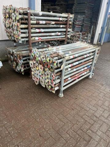 BETONSTEMPELS PLATTE KOP, BOUWSTEMPELS beschikbaar voor biedingen