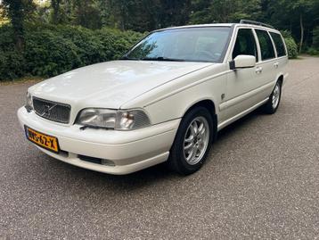 Volvo V70 2.4 170pk Automaat 1998 175dkm Cruise Clima Uniek beschikbaar voor biedingen