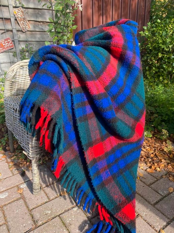Prachtige geblokte dralon vintage plaid/ picknickkleed/kleed, Huis en Inrichting, Woonaccessoires | Plaids en Woondekens, Zo goed als nieuw