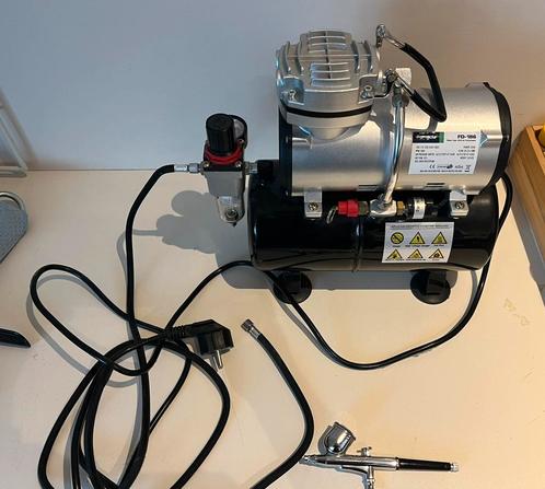 Fengda FD-186 airbrush compressor, Hobby en Vrije tijd, Modelbouw | Overige, Zo goed als nieuw, Ophalen