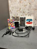 Nitendo Switch Blauw/Rood + Mario Kart 8 Deluxe, Spelcomputers en Games, Spelcomputers | Nintendo Switch, Ophalen, Met games, Zo goed als nieuw