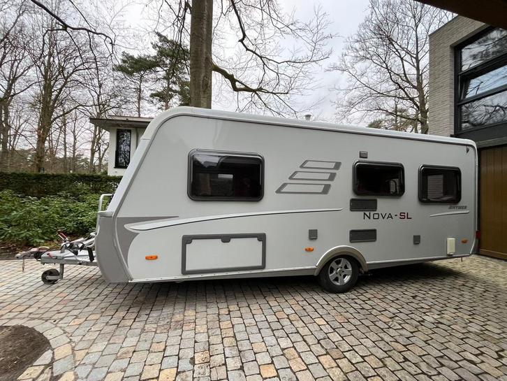 Eriba/Hymer Nova SL 540, Caravans en Kamperen, Caravans, Particulier, tot en met 4, 1250 - 1500 kg, Rondzit, Eriba, 2 aparte bedden