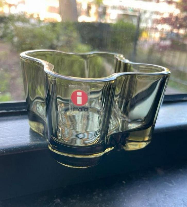 Iittala Alvar Aalto waxinelichtje mosgroen, Huis en Inrichting, Woonaccessoires | Kandelaars en Kaarsen, Zo goed als nieuw, Ophalen of Verzenden